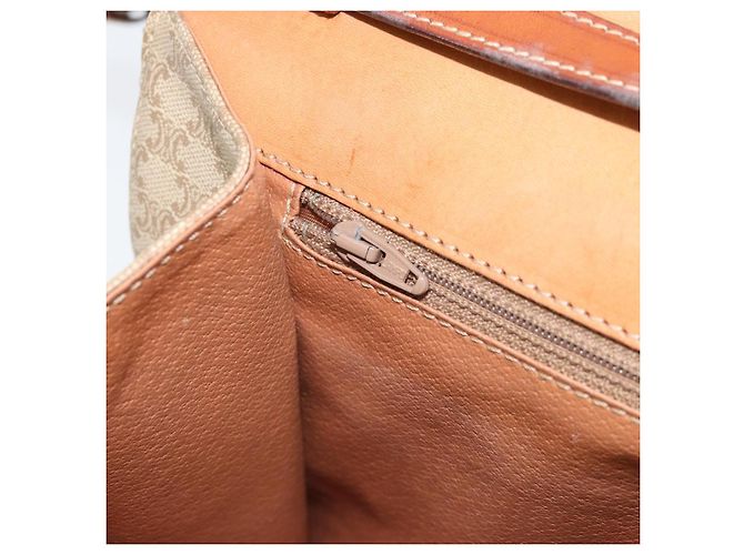 Céline Borsa con logo circolare in tela Macadam CELINE in pelle PVC beige e oro Auth ki6527 D'oro - vista 20