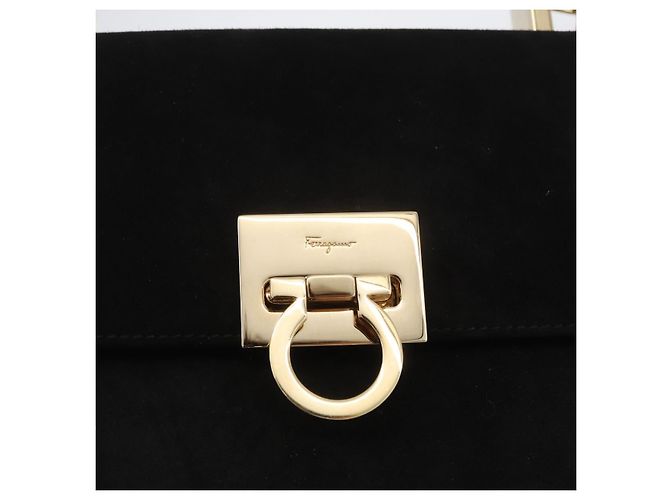 Borsa a mano Gancini in suede Salvatore Ferragamo 2 in 1 Nero Oro Auth 173432 - vista 16