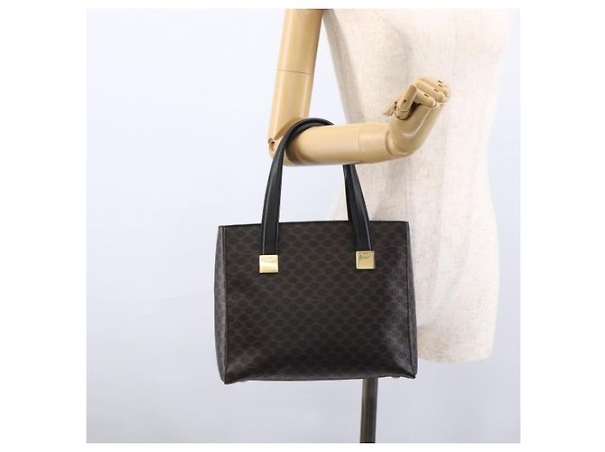 Céline Borsa a mano in tela Macadam CELINE in pelle PVC nera e oro Auth LNZ528 Nero D'oro - vista 22