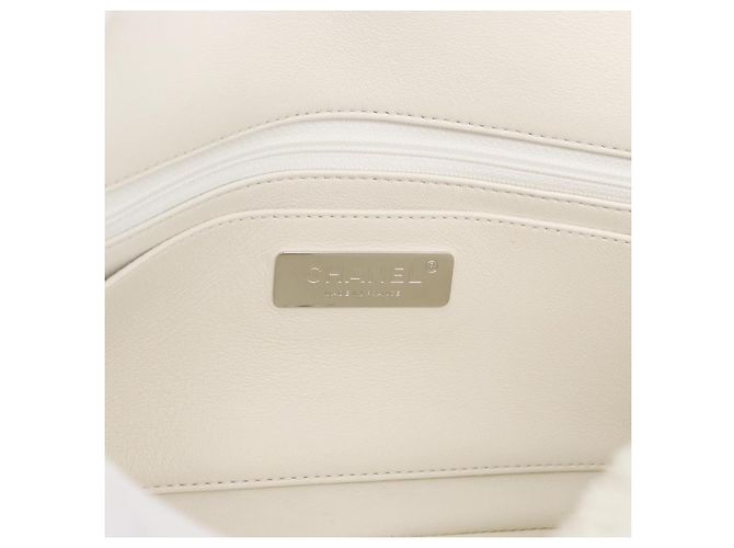 CHANEL Matelassé 25 Borsa a Spalla con Catena Mouton Bianco Argento CC Auth 172561SM - vista 19