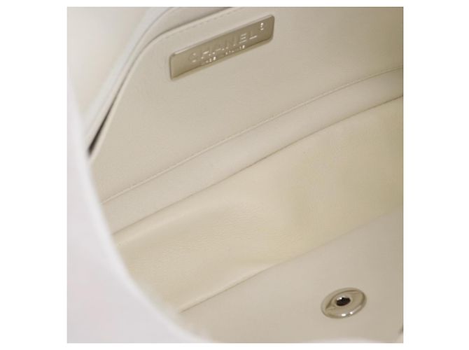 CHANEL Matelassé 25 Borsa a Spalla con Catena Mouton Bianco Argento CC Auth 172561SM - vista 20