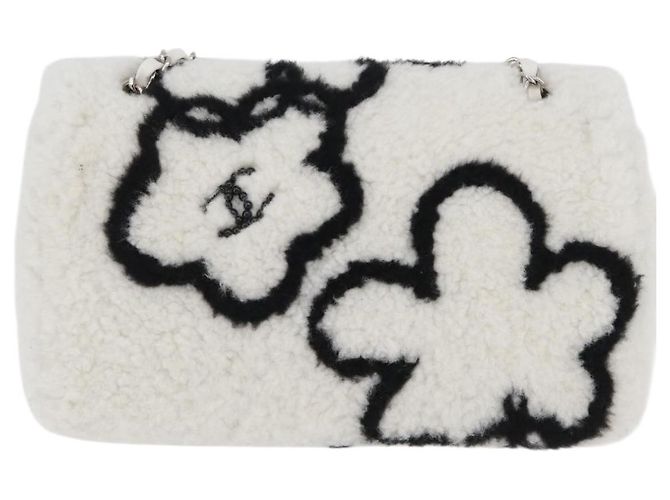 CHANEL Matelassé 25 Borsa a Spalla con Catena Mouton Bianco Argento CC Auth 172561SM - vista 3