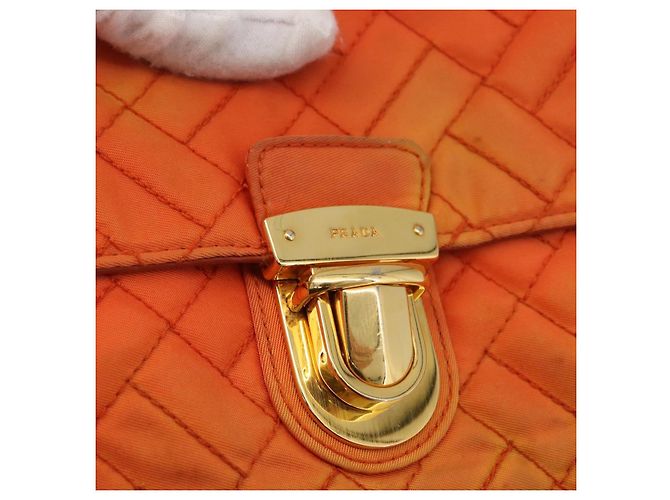 PRADA Borsa a Spalla Trapuntata con Catena Nylon Arancione Oro Auth BA11028 D'oro - vista 16