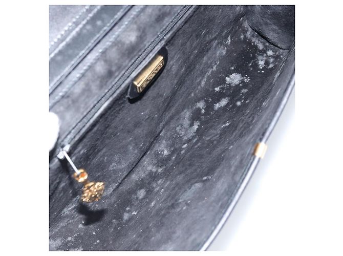 Gucci Borsa a Spalla in Pelle Nera e Oro Auth ka2682 Nero D'oro - vista 18