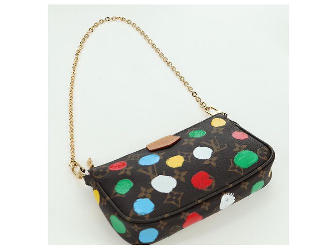 LOUIS VUITTON LV x YK Multi Pochette Accessoires Pouch M46385 LV Auth 171486SM Monogramma - vista 23