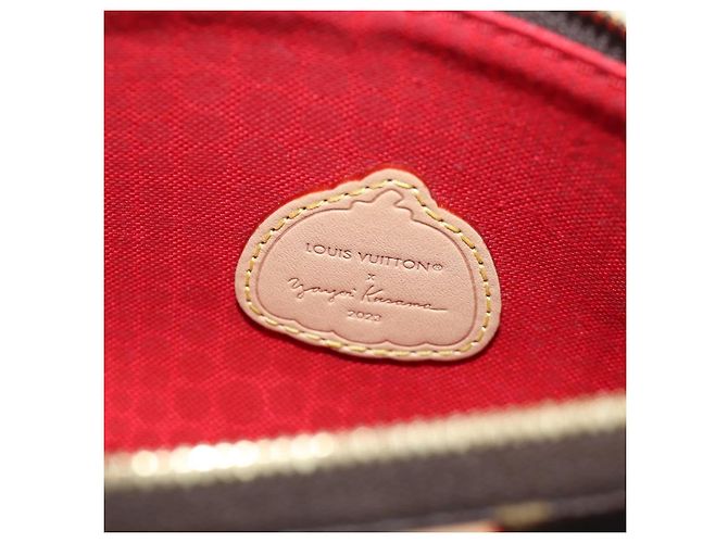 LOUIS VUITTON LV x YK Multi Pochette Accessoires Pouch M46385 LV Auth 171486SM Monogramma - vista 26