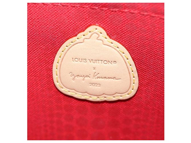 LOUIS VUITTON LV x YK Multi Pochette Accessoires Pouch M46385 LV Auth 171486SM Monogramma - vista 32