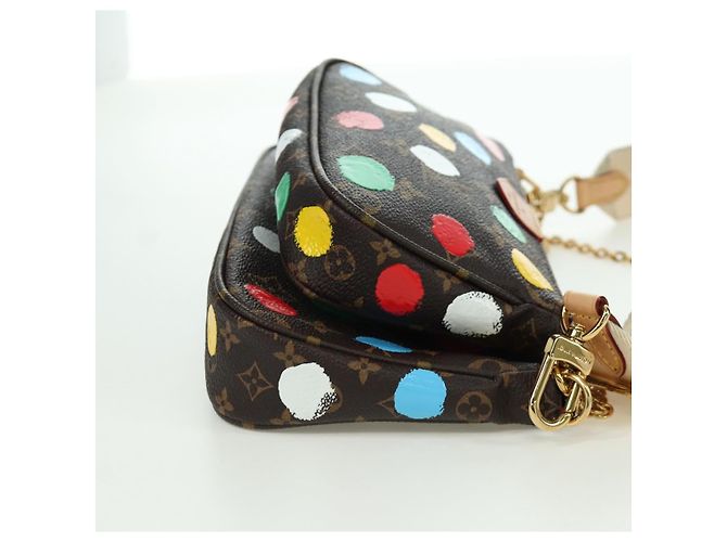 LOUIS VUITTON LV x YK Multi Pochette Accessoires Pouch M46385 LV Auth 171486SM Monogramma - vista 4