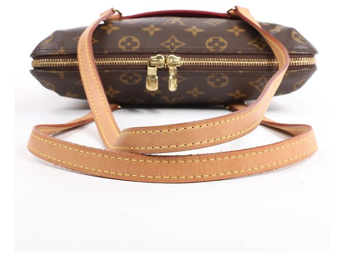 Borsa a Spalla Monogram Coussin GM Louis Vuitton M51141 Rosso - vista 8