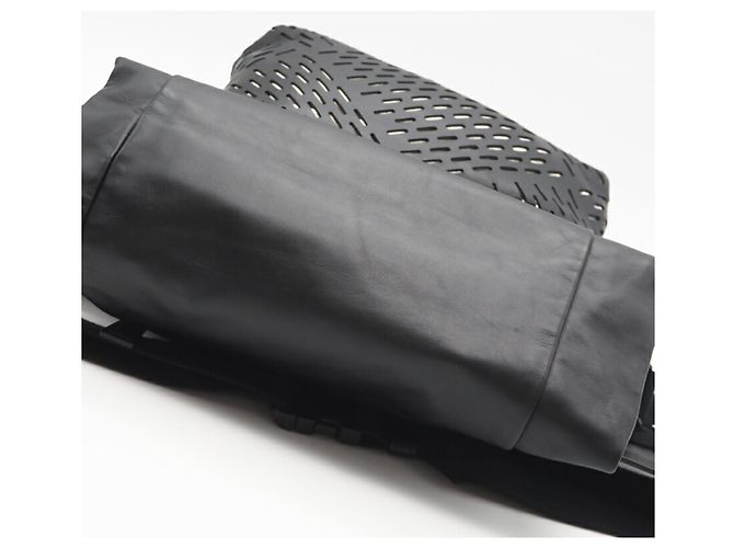Borsa a tracolla in pelle perforata Bottega Veneta Nero - vista 5