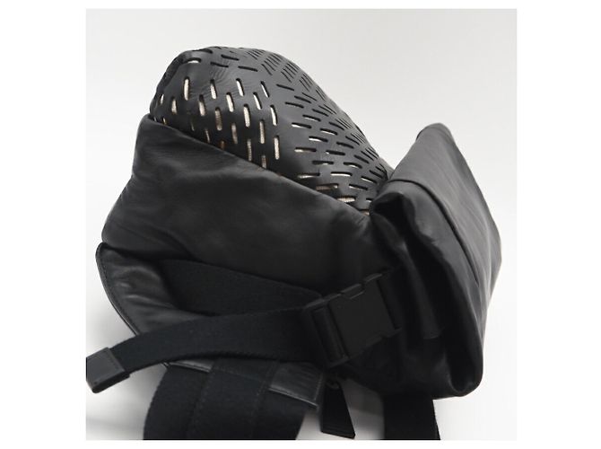 Borsa a tracolla in pelle perforata Bottega Veneta Nero - vista 8