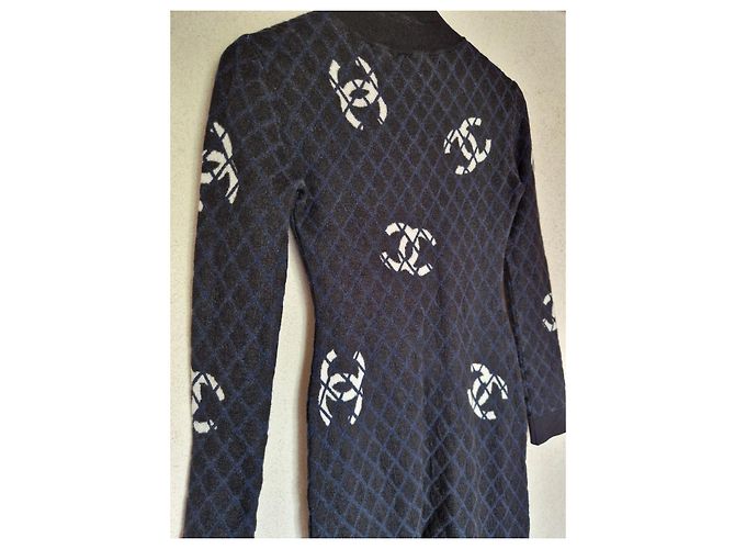 Chanel Coco Neige 2019 – Mono CC Logo de Lana & Cachemira – Talla 36 Azul marino - vista 7