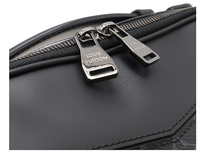 Riñonera Monogram Eclipse de Louis Vuitton Negro Gris - vista 4