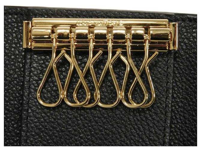 Louis Vuitton Multicle 6 Key Case Black Monogram - view 8