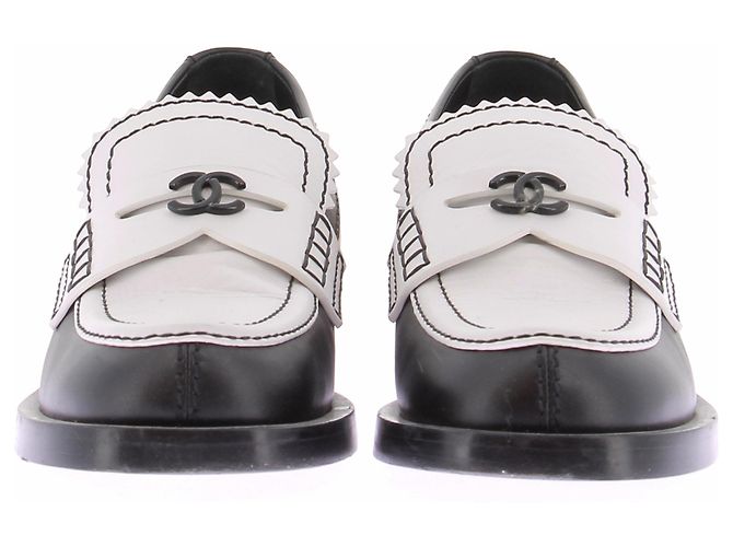 Chanel Mocassini bianchi "Loafers" Bianco - vista 4
