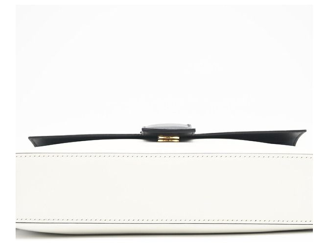Borsa a Spalla in Pelle Fendi Bucket Twist Nero Bianco - vista 6
