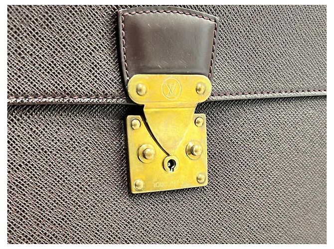 Louis Vuitton Borsa da uomo Tiger Bordeaux Rosso - vista 7