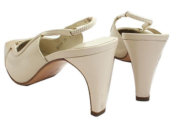 Salvatore Ferragamo Ivory Gancini Slingback Schuhe Weiß - Ansicht 4