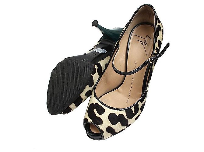 Suede Open-Toe Riemenschuhe von Giuseppe Zanotti Schwarz - Ansicht 3
