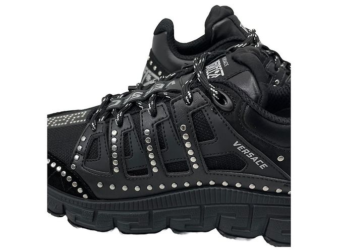Versace Sneakers Trigreca con borchie Nero - vista 4