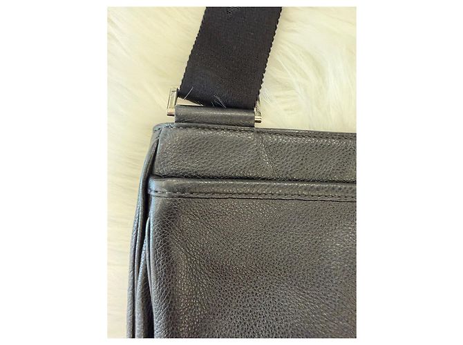 Prada Borsa a tracolla in pelle vitello Nero - vista 11