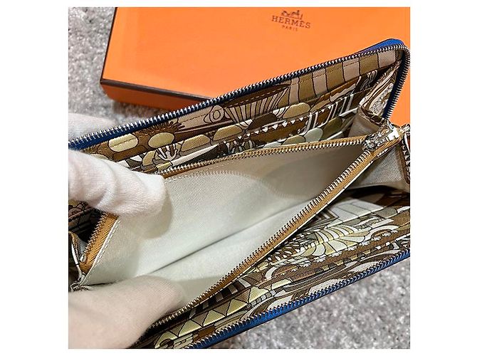 Hermès Portafoglio lungo con zip in seta Epsom Francia Marrone - vista 18