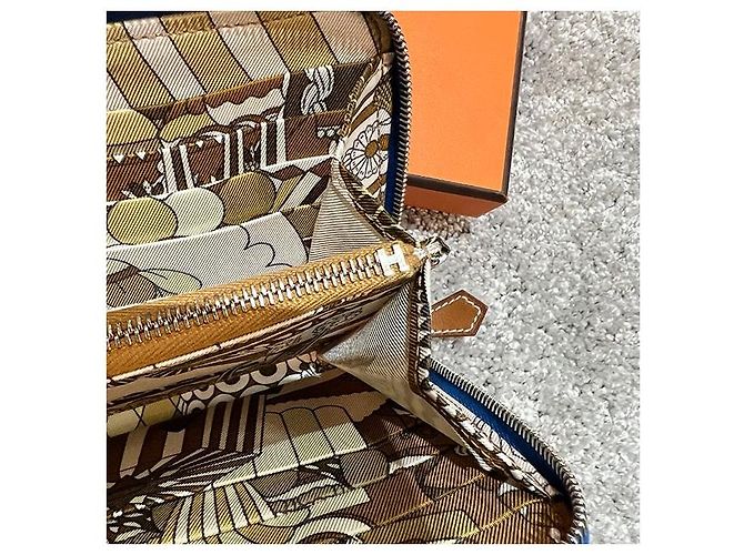 Hermès Portafoglio lungo con zip in seta Epsom Francia Marrone - vista 7