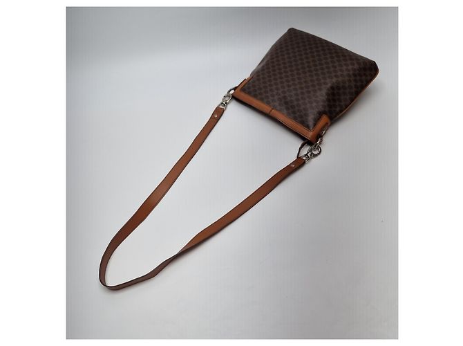 Céline Bolsa transversal com logo Triomphe Marrom - vista 14