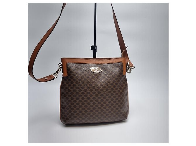 Céline Bolsa transversal com logo Triomphe Marrom - vista 4