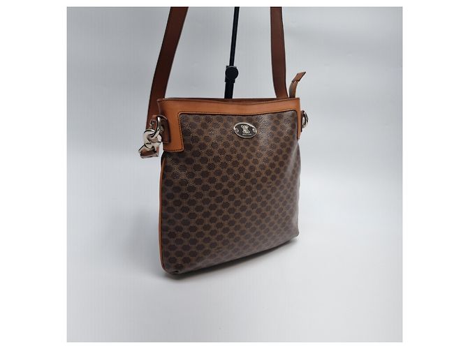 Céline Bolsa transversal com logo Triomphe Marrom - vista 5