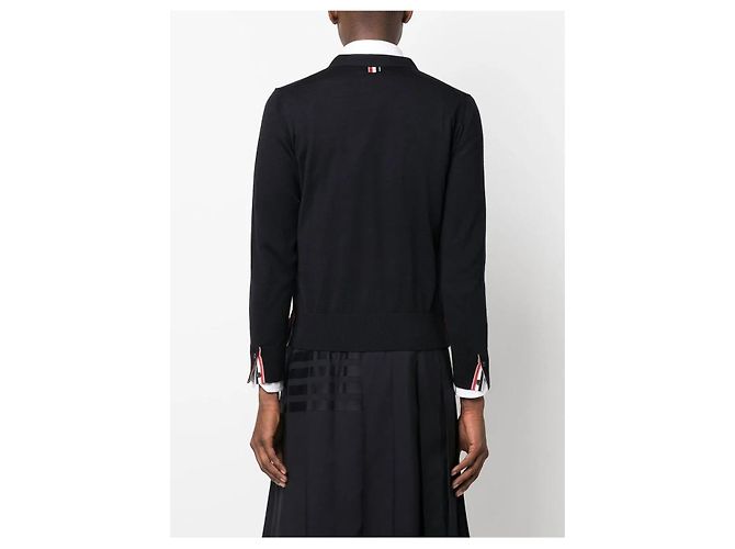 Thom Browne Gestreifter V-Ausschnitt Merinowoll-Cardigan in Marineblau - Ansicht 4