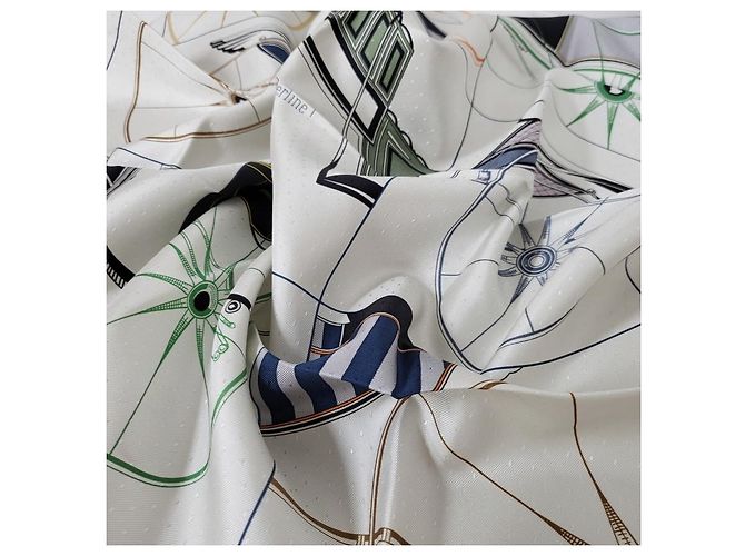 Hermès Foulard in seta per donna con occhielli in pelle Toute Berline Argento - vista 8