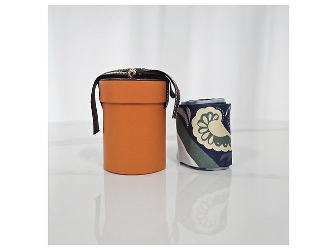 Hermès Lenço de seda Twilly para mulheres Guepards - vista 11