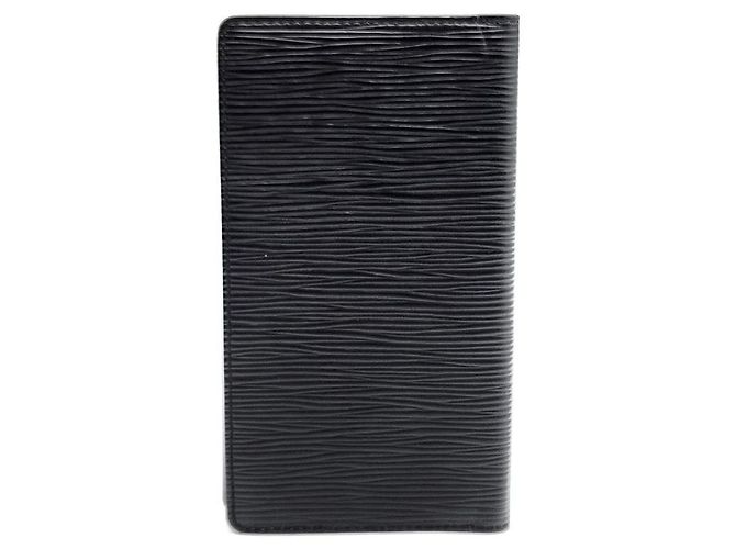 Louis Vuitton Portafoglio passaporto Epi Nero - vista 2