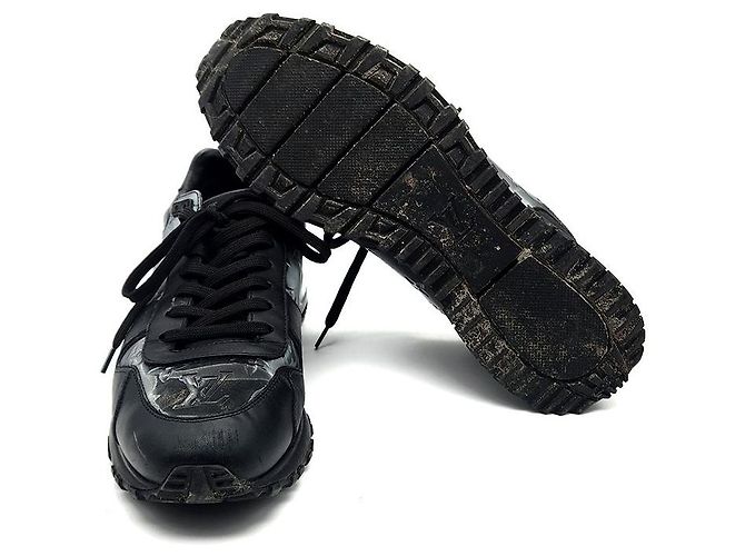 Louis Vuitton Sneakers Runaway Nero - vista 5
