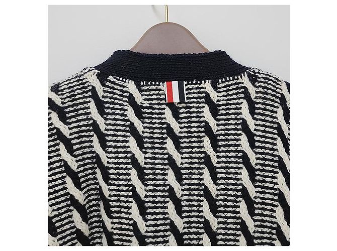Thom Browne Zweifarbiger Kabelstrick-Cardigan mit diagonaler Träger Douni Blau - Ansicht 20