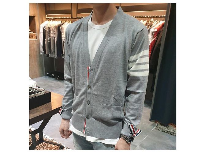 Thom Browne Merinowoll-Cardigan mit diagonalen Streifen in Hellgrau Braun - Ansicht 12
