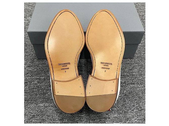 Thom Browne Drei-Streifen Tab Varsity Pennyloafer Off White - Ansicht 7