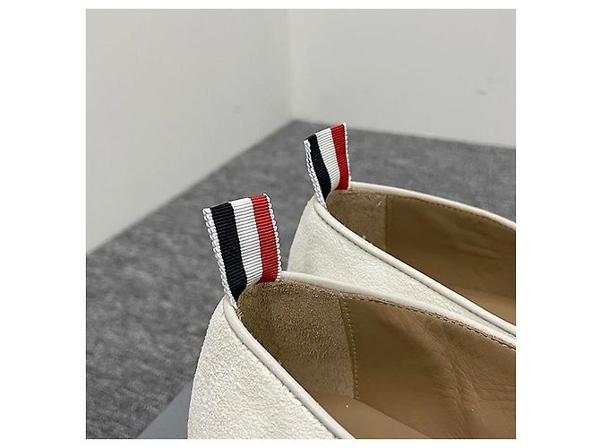 Thom Browne Drei-Streifen Tab Varsity Pennyloafer Off White - Ansicht 9