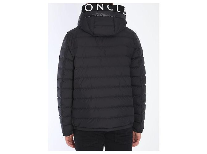 Moncler Chevrerie Hooded Short Down Jacket Black - view 7