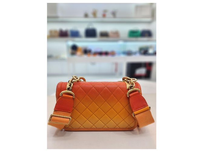 Chanel Bolsa tote pequena cruzada gradiente Caviar Sunset Laranja - vista 6