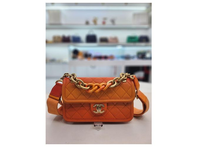 Chanel Bolsa tote pequena cruzada gradiente Caviar Sunset Laranja - vista 9