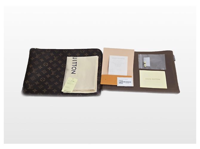 Louis Vuitton Borsa Clutch Étuve Voyage MM Monogram Nero - vista 18