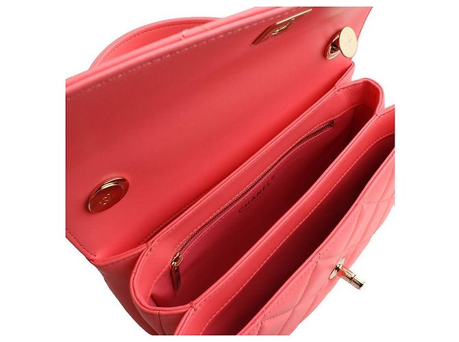 Trendy CC Chanel Borsa tote e crossbody piccola CC neon corallo alla moda Rosa - vista 5