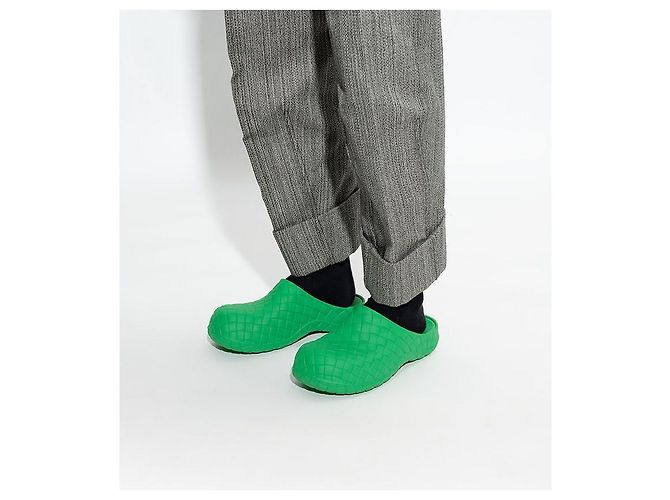 Bottega Veneta Infradito in gomma Intrecciato Verde - vista 5