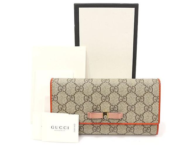 Gucci Cartera larga con cinta de acabado en PVC y logo GG en charol Castaño - vista 2