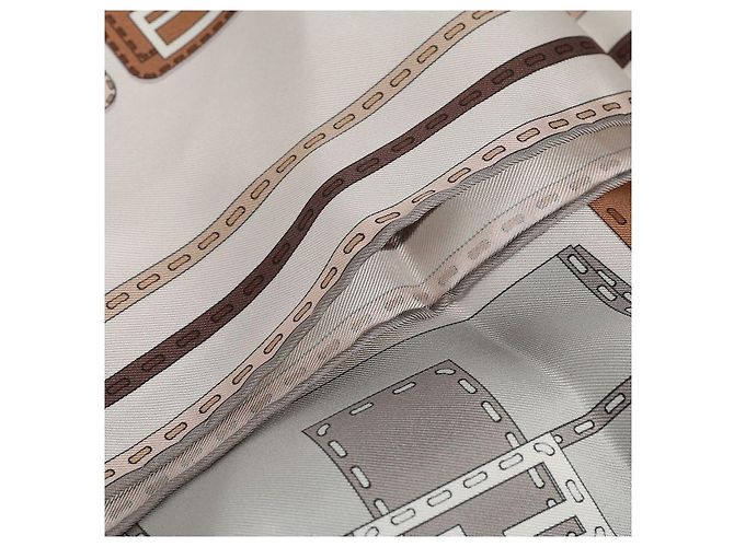 Fendi Cachecol Baguette Marrom - vista 7