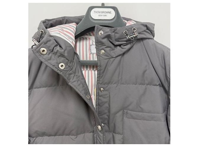 Thom Browne Casaco de pato de ganso ripstop militar diagonal cinza médio - vista 8