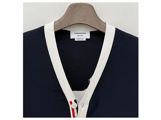 Thom Browne Hector Cardigan mit diagonalen Streifen, lockere Passform, marineblau - Ansicht 18