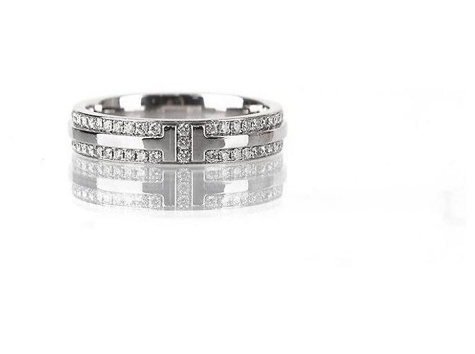 Tiffany & Co Schmale Ring aus Weißgold mit Vollpave-Diamanten Größe - Ansicht 4
